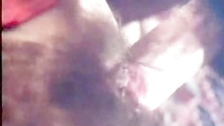 విపరీతమైన ఎబోనీ హూచీ ఒక పెద్ద తెల్లటి డిక్‌తో తెలుగు సెక్స్ ఫుల్ మూవీ గాడిదను ఇబ్బంది పెట్టింది